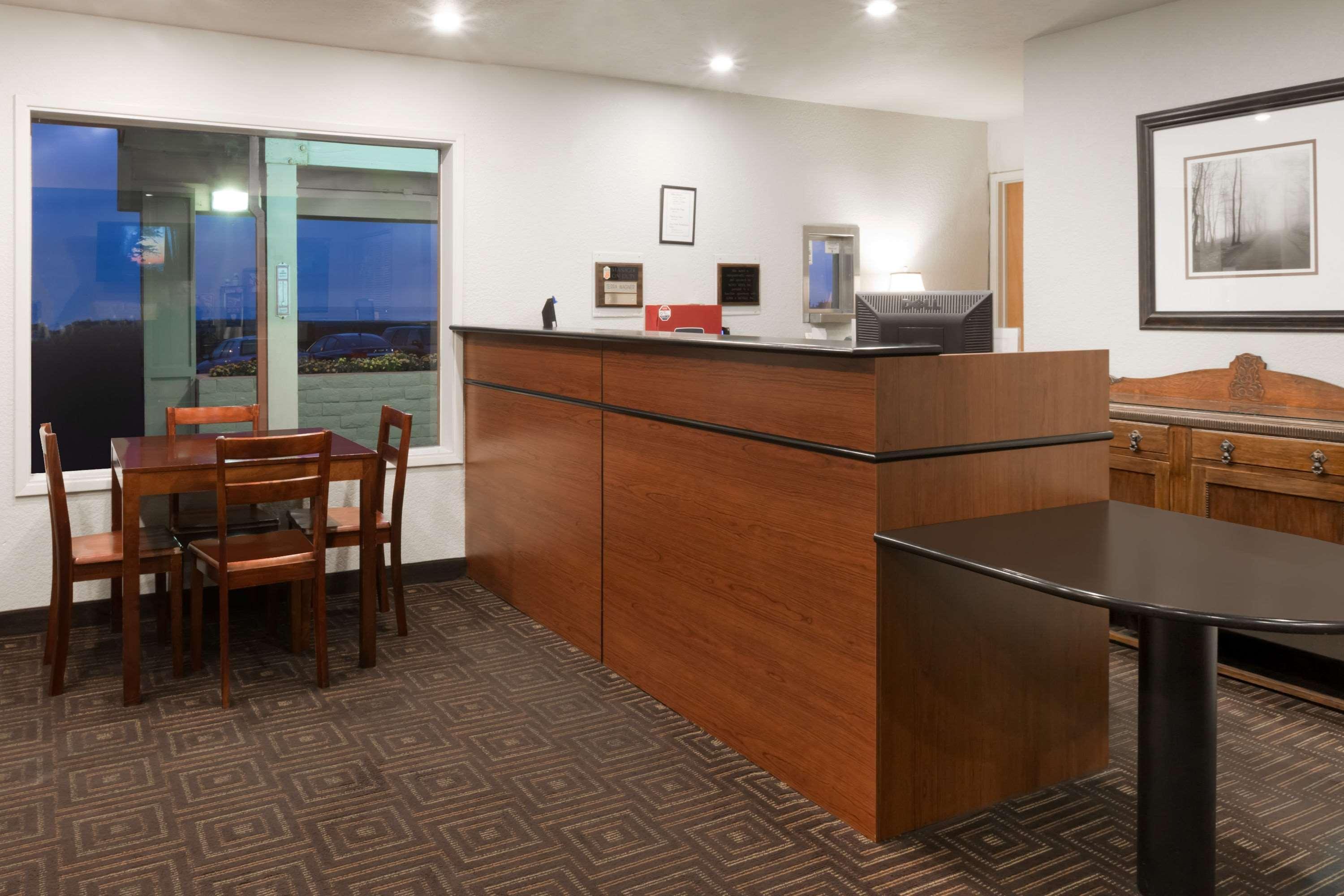 Super 8 By Wyndham Fort Bragg Exterior foto